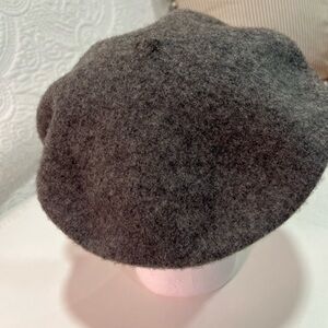 Women Gray Wool Beret - Classic Casual Hat